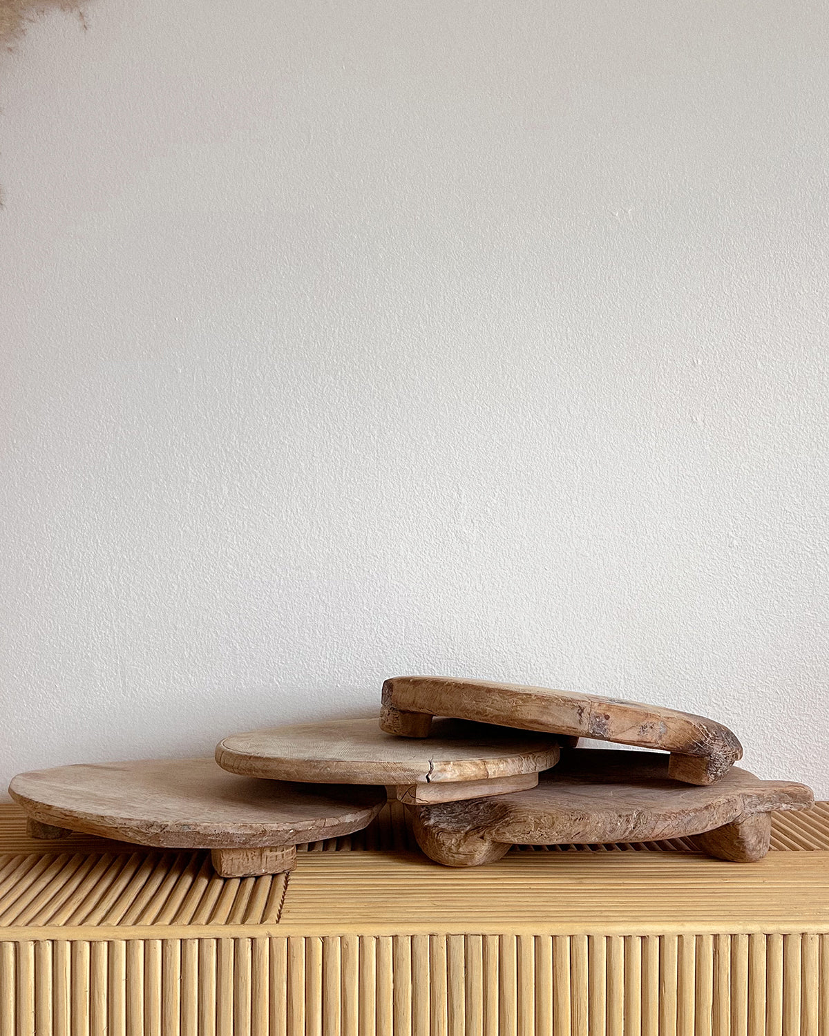 Antique Wood Riser Chapati Board