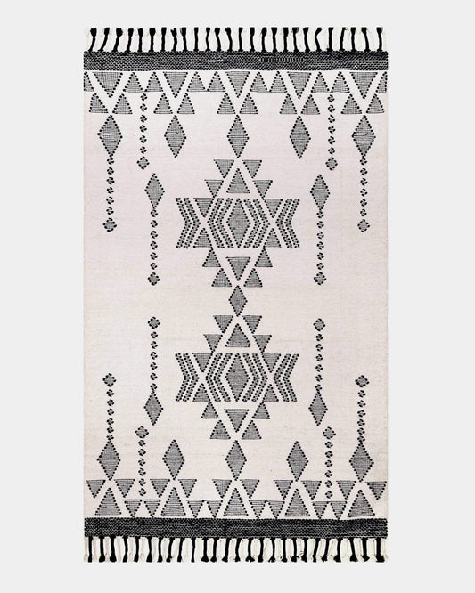 Isidora Tassel Rug - Hesby