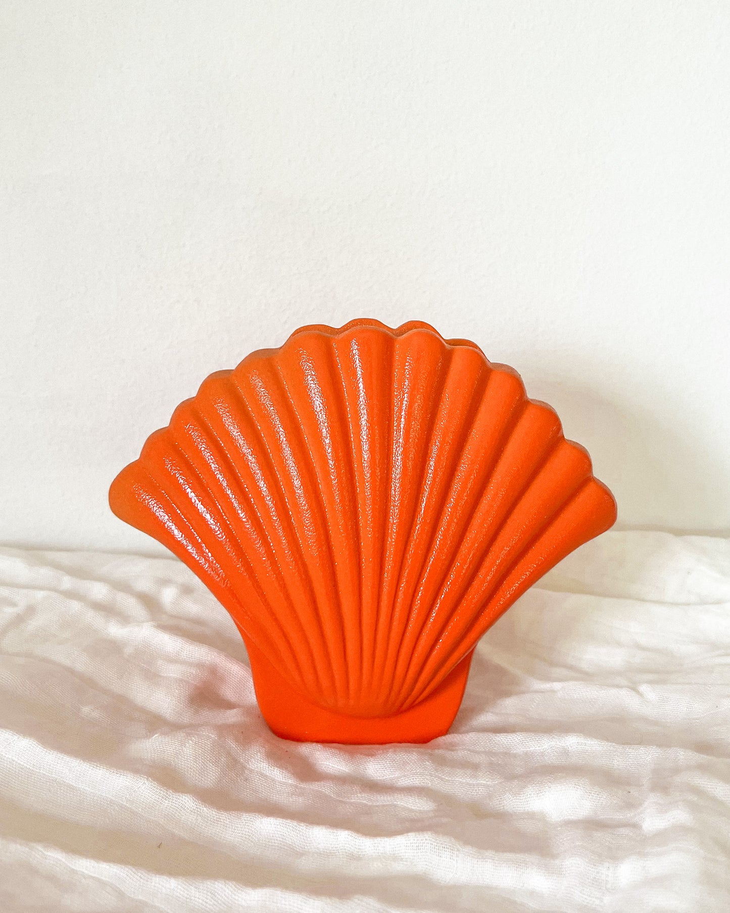 Leo Orange Sea Shell Vase