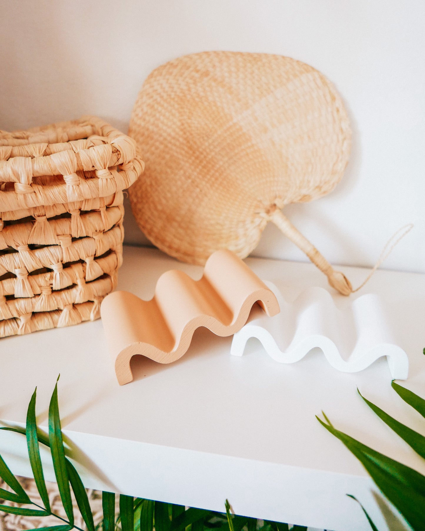 Beige Wavy Cement Dish