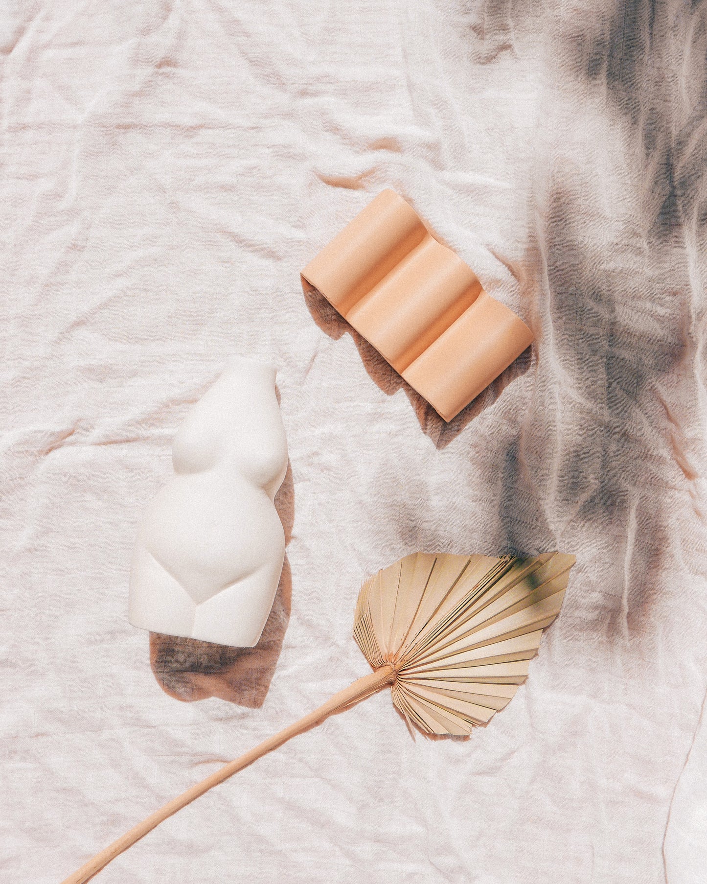 Beige Wavy Cement Dish