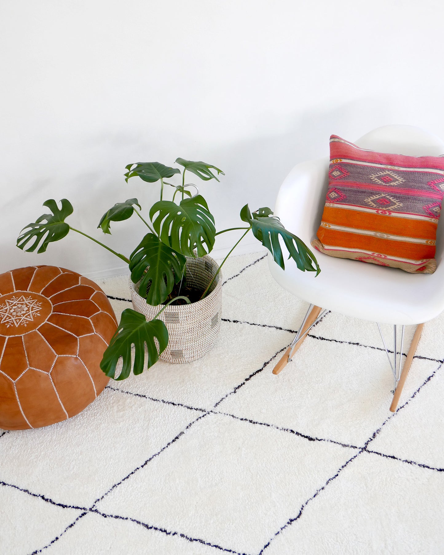 Brown Leather Moroccan Pouf - Hesby