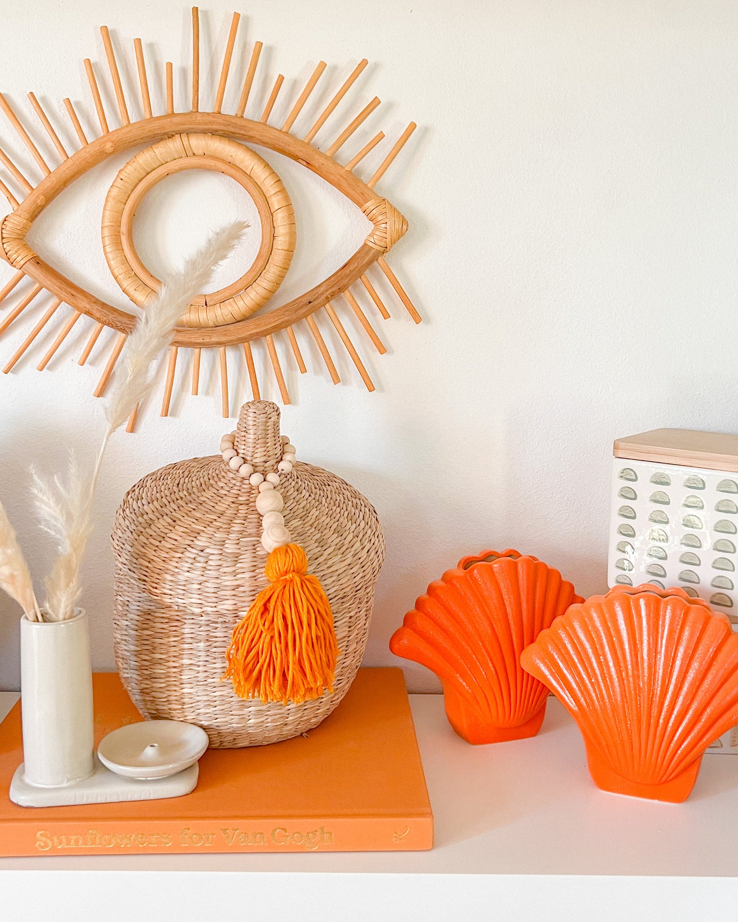 Leo Orange Sea Shell Vase