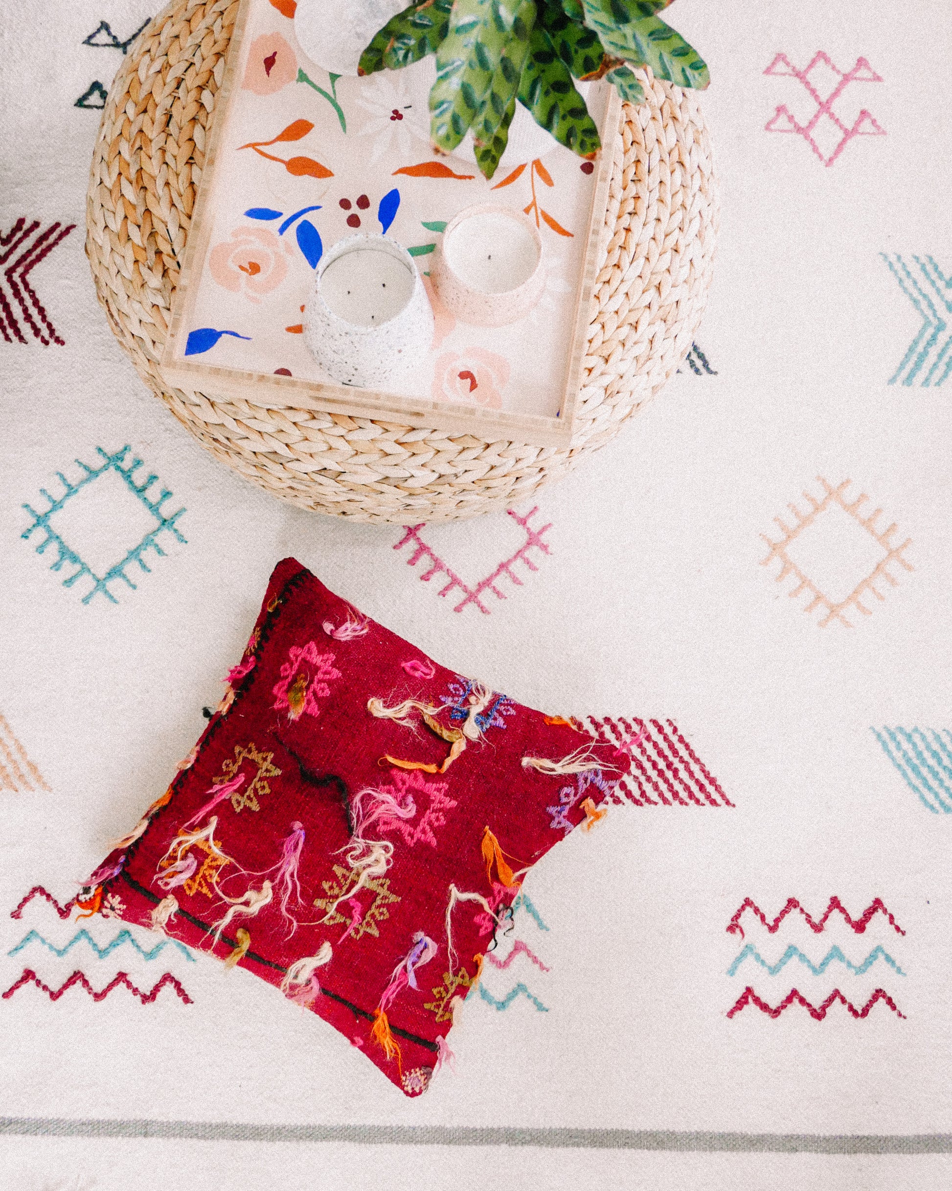 Rainbow Shaggy Graphic Kilim Pillow - Hesby